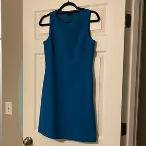 Theory Dress Jemania with cutout back 97% wool